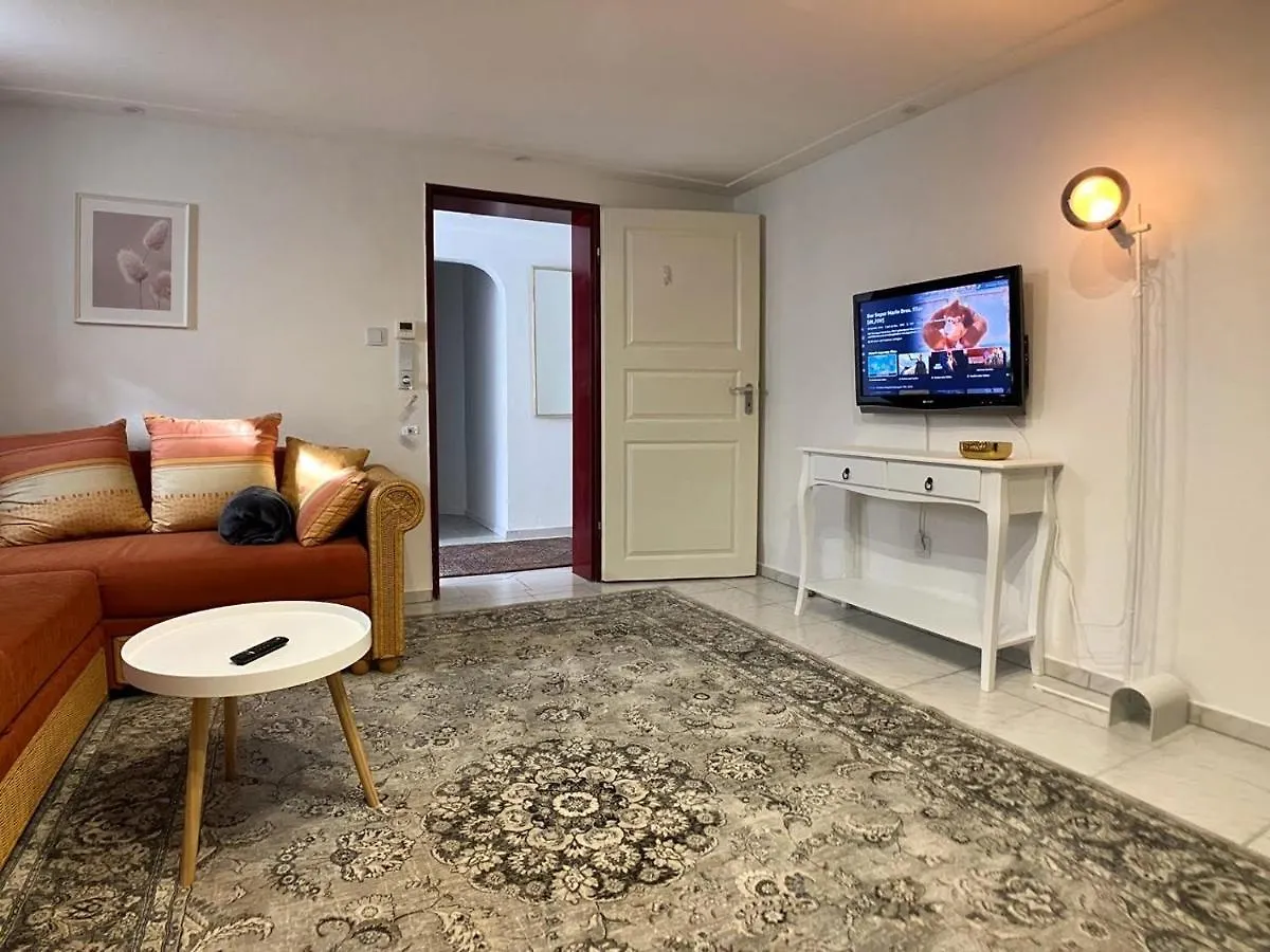 Apartment Ruhige Wohnung Nahe Traunreut