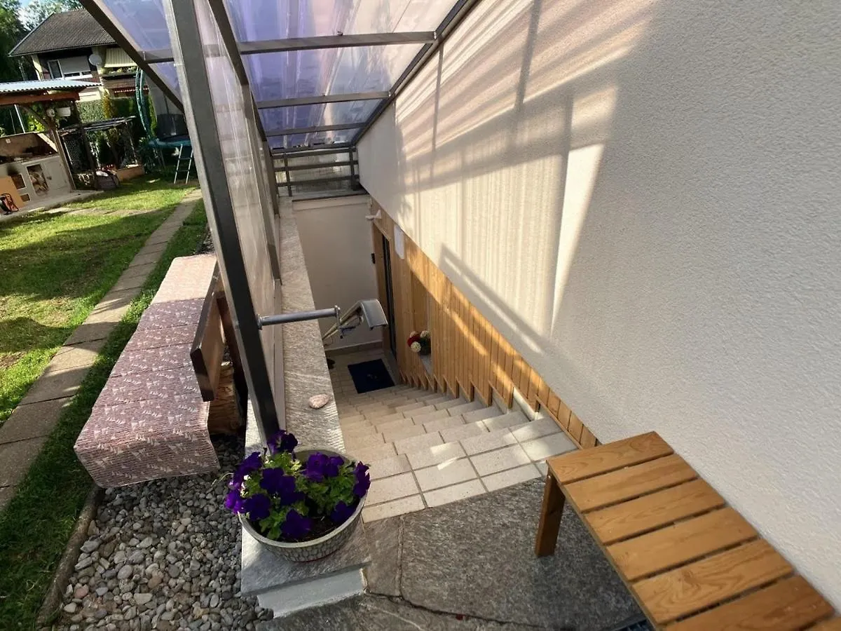 Ruhige Wohnung Nahe Traunreut 0*,