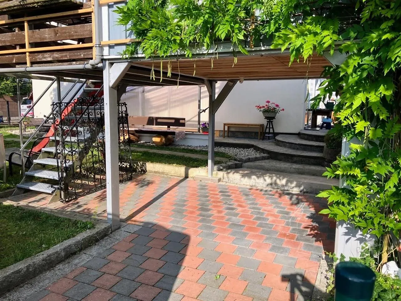 Ruhige Wohnung Nahe Traunreut 0*,  Deutschland