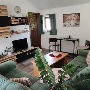 Lay Apartment