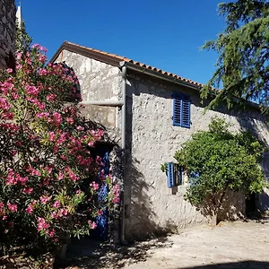 https://the-istrian.in-istria.net
